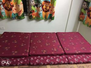Mattresses 2 units foldable made of foam and coir