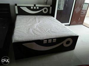 New furniture bed room set & onli bed abelebal &