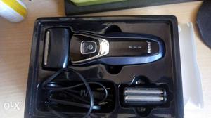 New one kemei electric shaver Dual cutter not used full
