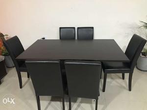 Rubber wood 6 seater dinning table