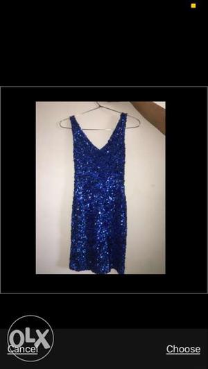 Women's Blue Sleeveless V-neck Dress