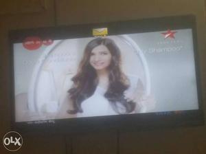 32inch Micromax led tv 2 years old