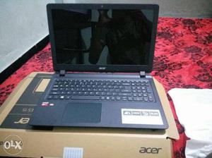 Acer Aspire ES-15 hardly 1 month used. Do not