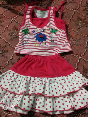 Baby girl skirt and top. Size (4 months and