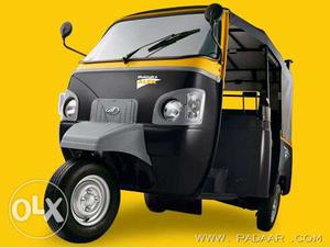 Black And Yellow battery Rickshaw