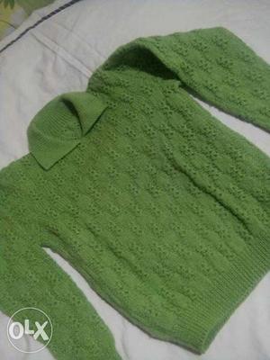 Hand made kids sweater new 7 to 8 years