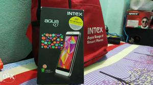 Intex Aqua Q7 3G Smartphone k 