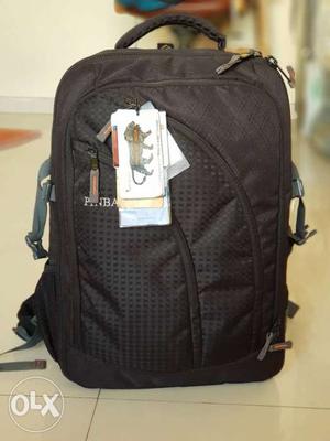 Pinball Dslr camera backpack (New). Original