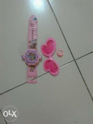 Round Purple Watch With \pink Strap