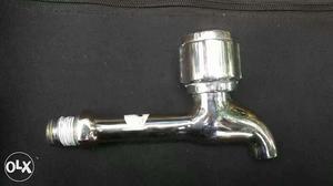 Silver lengthy water tap