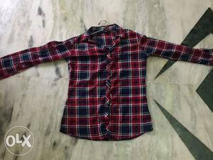 Trendif blue and red checked top for girls