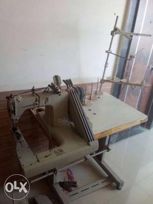 White And Gray Industrial Sewing Machine