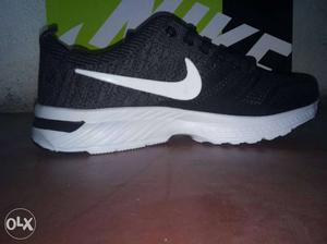 Black And White Nike Running Shoe With Box