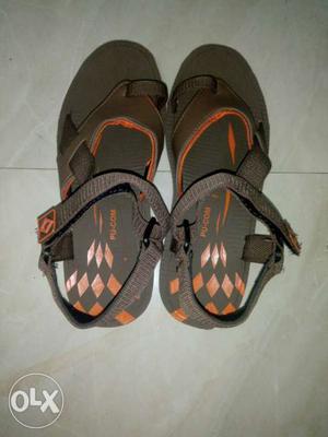 Black-and-orange Hiking Sandals