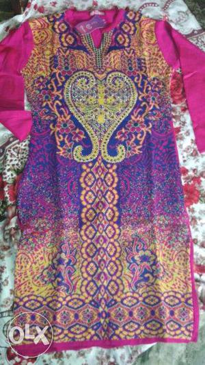 Branded woolen printed kurti (XL) size pink