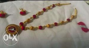 Gold-colored And Pink Silk Threaded Necklace And Jumkha