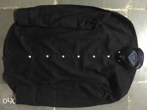 New Zara Man Black Cotton Shirt. I want to sell
