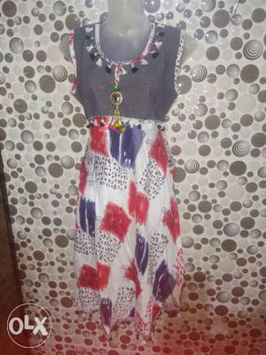 Women's White, Black, And Red Floral Sleeveless Dress