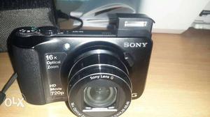 Camera with charger and cover and free 4GB chip
