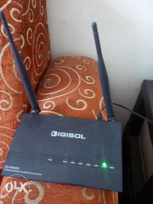 Router Wi-fi with two antina working