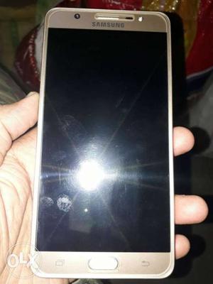 Samsung j7 max very good condition and I have