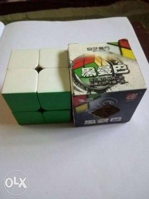 2x2 Rubik's Cube With Box