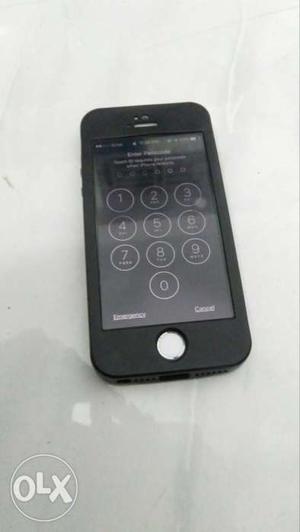 I phone 5s.. single hand use Superb condition