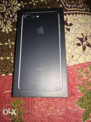 IPhone 7 Plus 128 gb with original box and