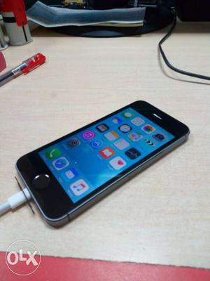 Iphone 5S. Working smoothly and everything is working.urgent