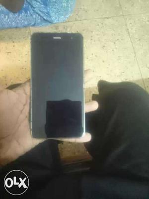 Micromax canvas amaze q395 is good condition and