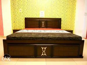 New wood 5*6.5 box cot  plain cot  mattress 
