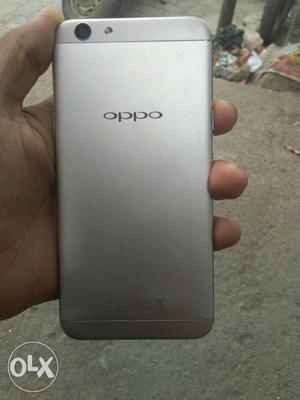Oppo f1s with bill and accessories. Very nice