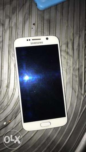 Samsung Galaxy S6 White 11 months old no problem