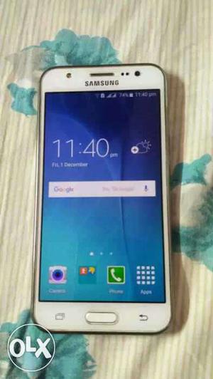 Samsung j5 4g...single used..full new condition