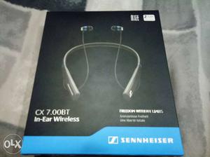 Sennheiser Bluetooth Earphones unused with pack