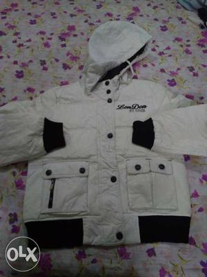 White Colour jacket available for winter sale