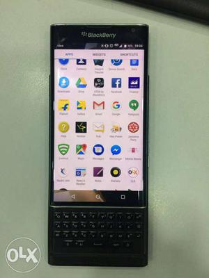 Blackberry with excellent condition. Only mobile
