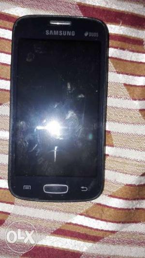 Samsung dual Android phone phone good condition