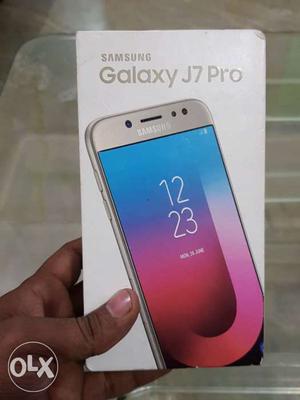 Samsung galaxy j7 pro brand new condition all acc