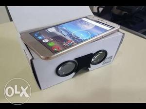 Very good condition 5 5 inch 4g volte