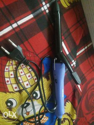 Black And Blue Curling Iron