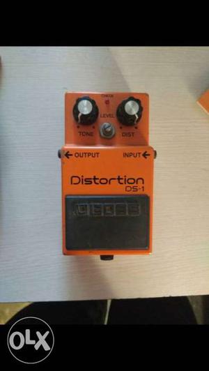 Boss distortion pedal DS-1 slightly negotiable