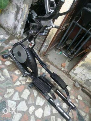 Gray And Black Elliptical Trainer