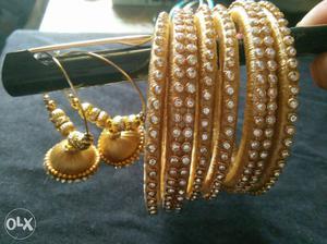 Handmade bangle and earrings set.