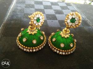 Handmade traditional red and green jhumkis with
