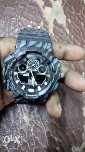 I want to sell only watch G-SHOCK. online