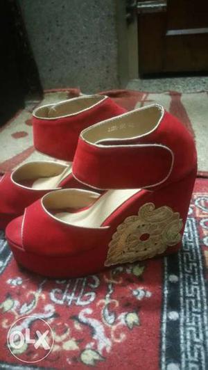 Red velvet kat shoe's not used for marriege