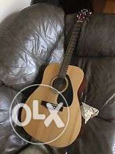 Yamaha Brown Acoustic Guitar 8 months old brand new