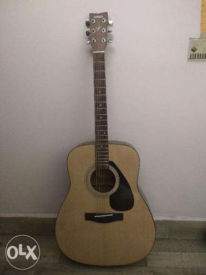 Yamaha F310 Acoustic Guitar