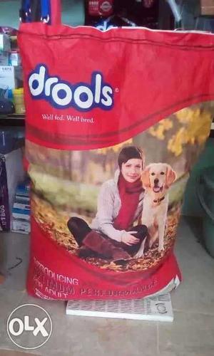 All drools and pedigeree dog food available in nice discount